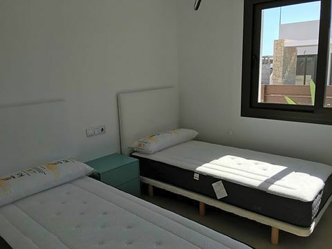 Alicante - Španielsko - najpozeranejšie nehnuteľnosť - posteľ - Zoopla