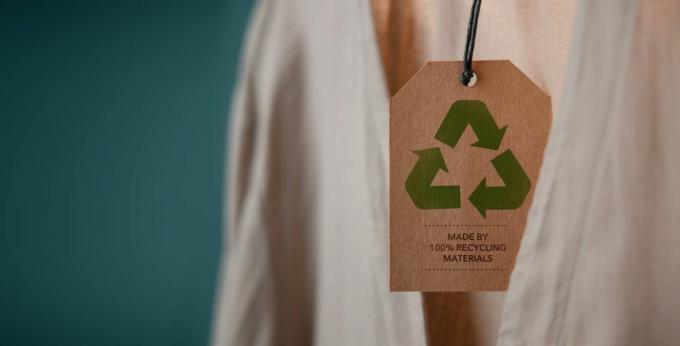 recyklácia produktov koncept organická bavlna recyklačná tkanina nulové odpadové materiály