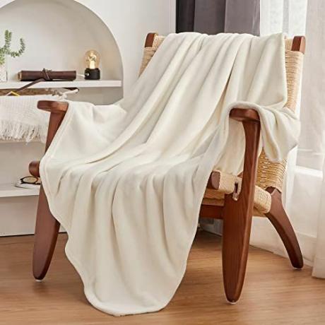 WAVVE Flanel Cream Double Sofa Throw