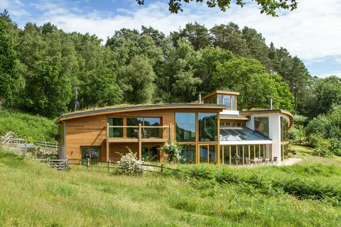 Coachmans Lodge - Surrey - predná časť - Savills