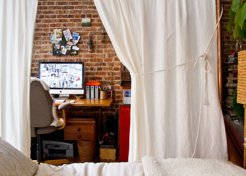 Domáca kancelária v spálni / náhradnej miestnosti - Rikki Snyder _ Houzz