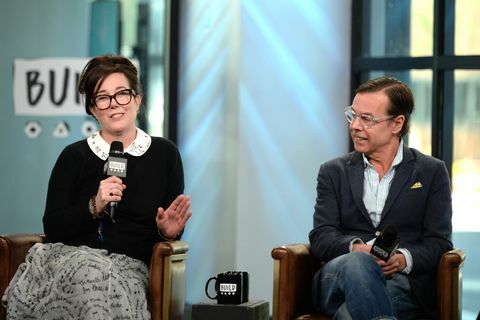 Návrhári Kate Spade a Andy Spade navštevujú sériu AOL Build, aby prediskutovali svoj najnovší projekt Frances Valentine v Build Studio 28. apríla 2017 v New Yorku. 