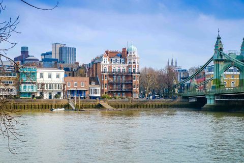 48 Digby Mansions, Hammersmith Bridge Road, Savills