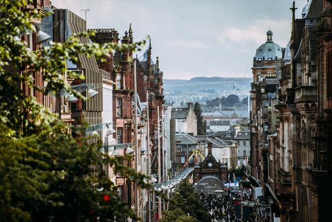 Buchanan Street, jedna z hlavných ulíc v Glasgowe v Škótsku