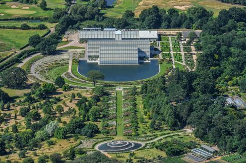 Letecký pohľad na botanické záhrady v RHS Wisley, Surrey