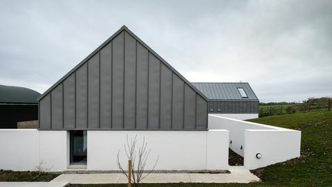 House Lessans, úžasne jednoduchý dom v County Down navrhnutý McGonigle McGrath, bol pomenovaný RIBA House of the Year 2019