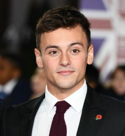 Londýn, Anglicko, 28. október Tom Daley sa zúčastňuje udeľovania cien hrdosti Británie 2019 v hoteli Grosvenor House 28. októbra 2019 v Londýne, Anglicko foto od Jeffa Spicergettyho