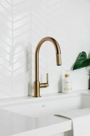 Brizo litz smart touch faucet