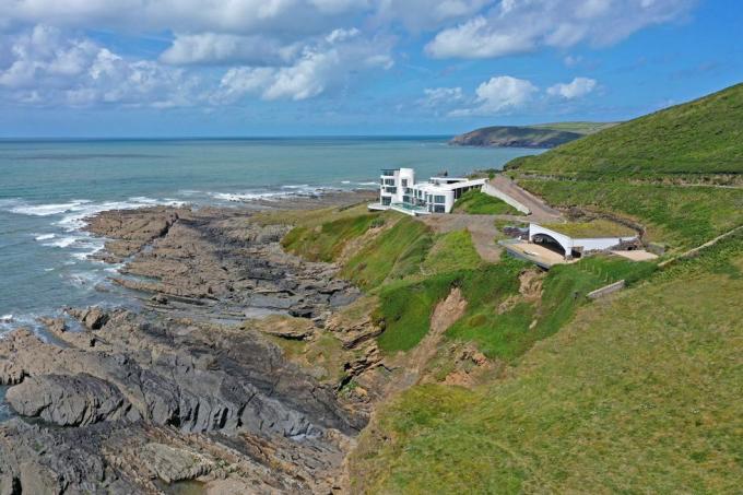 maják grand designs, chesil cliff house v Croyde, Devon, na predaj