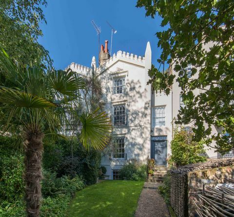 Nehnuteľnosť Downshire Hill - Hampstead - front - Savills