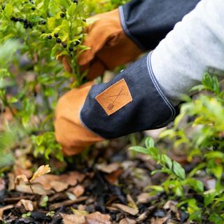 Džínová záhradná rukavica s manžetou na rukavice 