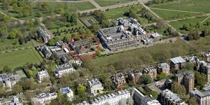 Exteriér budovy a palác a záhrada Kensington, letecký pohľad