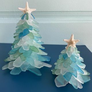 Malý morský sklenený vianočný stromček