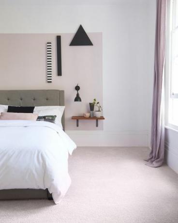 ružová a sivá spálňa, harbour beach saxony koberec z krásnej kolekcie domu na carpetright