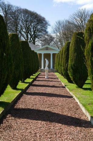 Robgill Tower - Lockerbie - záhradná cesta - Galbraith