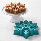 Disney Frozen 2 Nordic Ware Frozen Snowflake Cake Pan